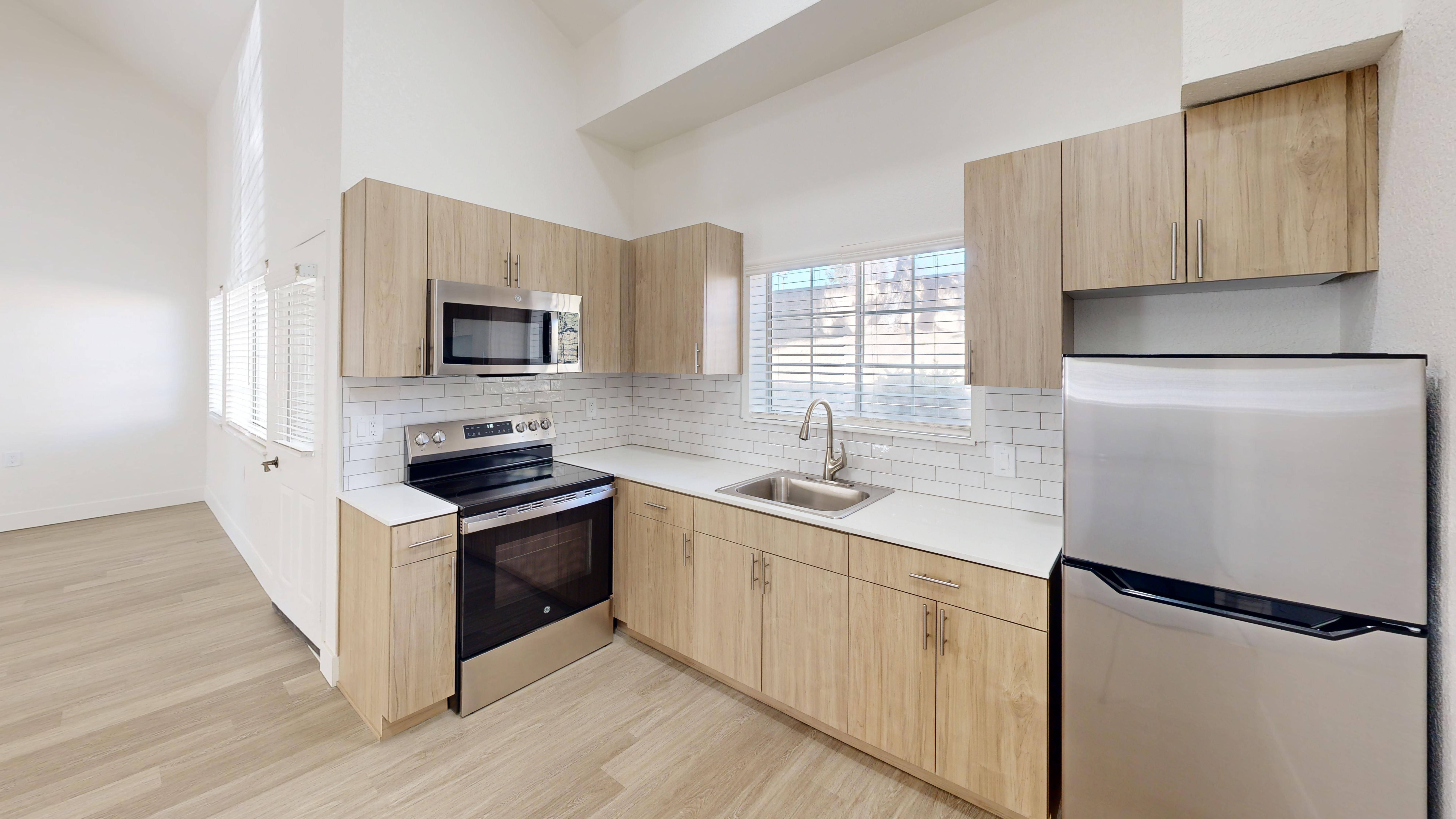 Columbus-Estates-IL-2-bed-1060-sqft-Kitchen