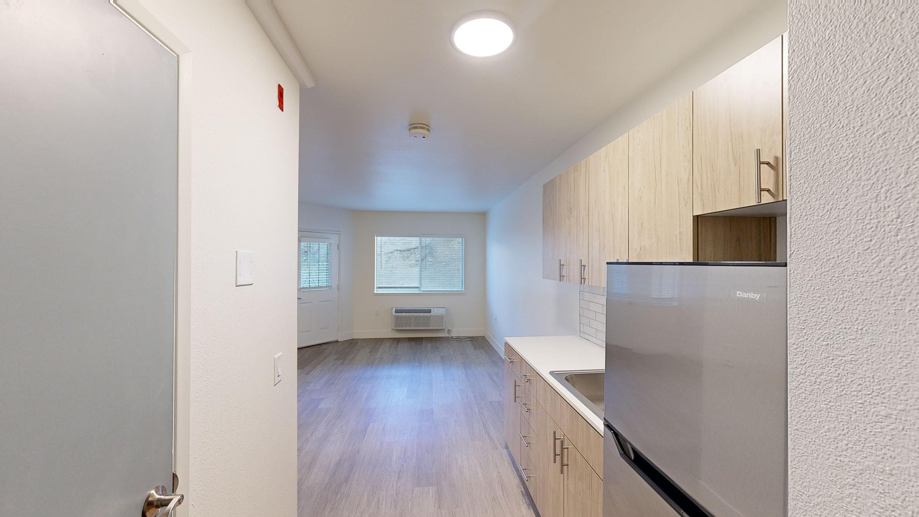 Columbus-Estates-IL-Studio-418-sqft-Studio-Apartment